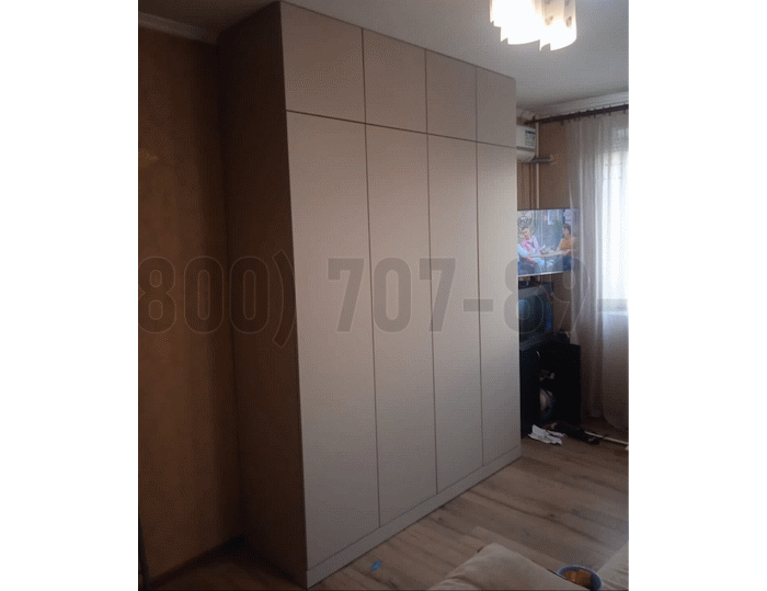 Бежевый шкаф в Климовске
